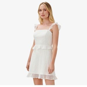 Adrianna Pappell Fit & Flare White Dress size 4 Bridal Dress